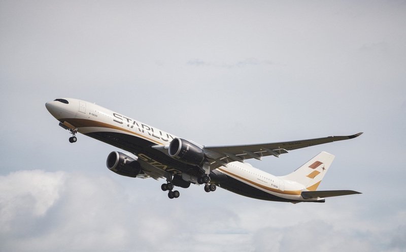 La aerolínea taiwanesa StarLux comienza a reclutar trabajadores ante la inminente apertura al turismo