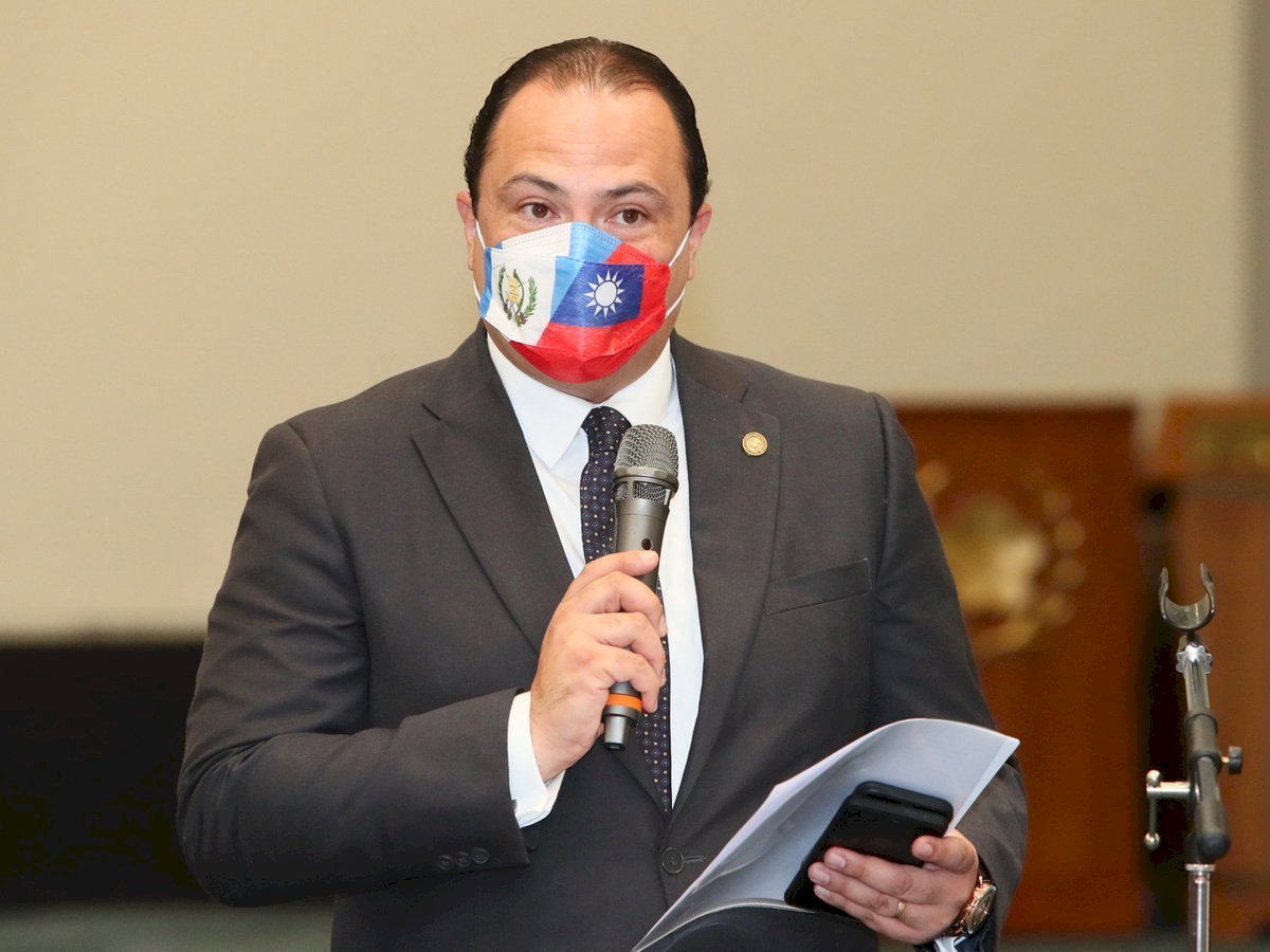 El ministro de Exteriores de Guatemala visita Taiwán para reafirmar lazos diplomáticos