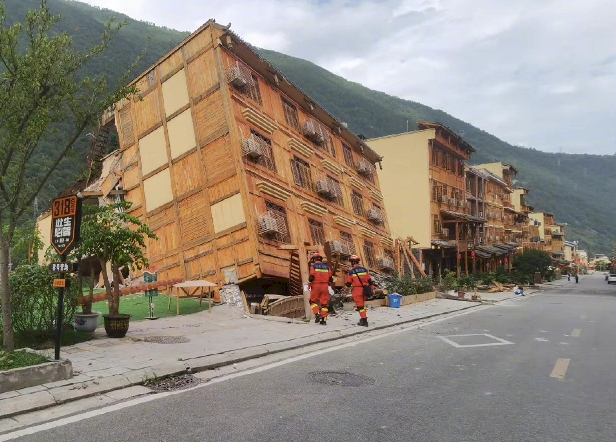 Tsai Ing-wen expresa sus condolencias por las víctimas del terremoto de Sichuan