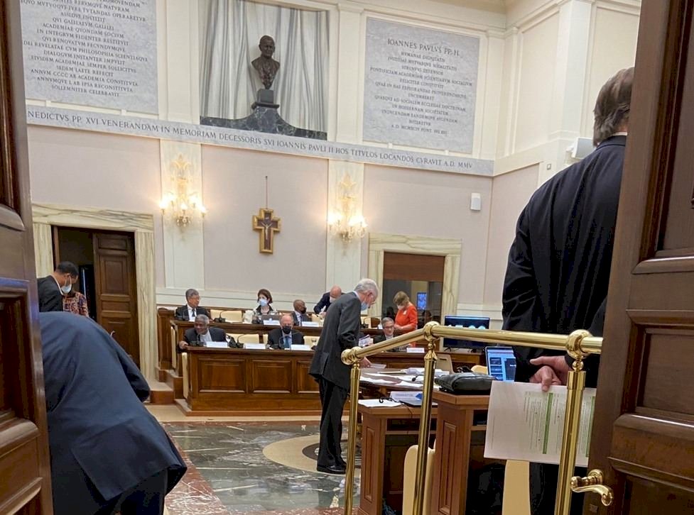 Chen Chien-jen representa a Taiwán en el seminario científico del Vaticano