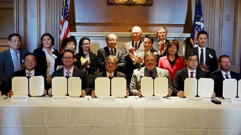 Delegación taiwanesa en Washington se compromete a adquirir productos agrícolas por valor de 3200 millones