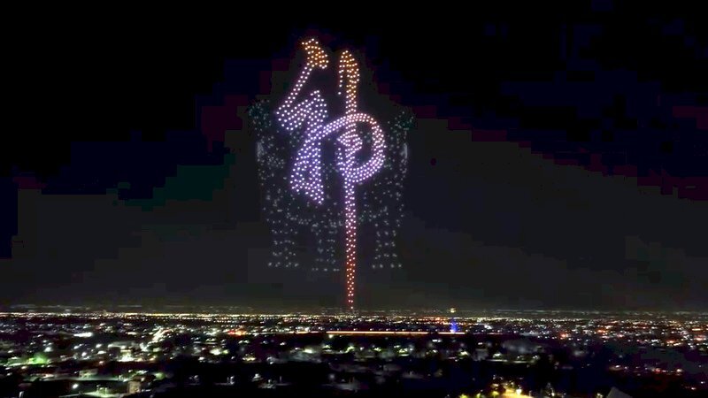 El Gobierno investiga si los drones utilizados en los fuegos artificiales del Día Nacional son de fabricación china