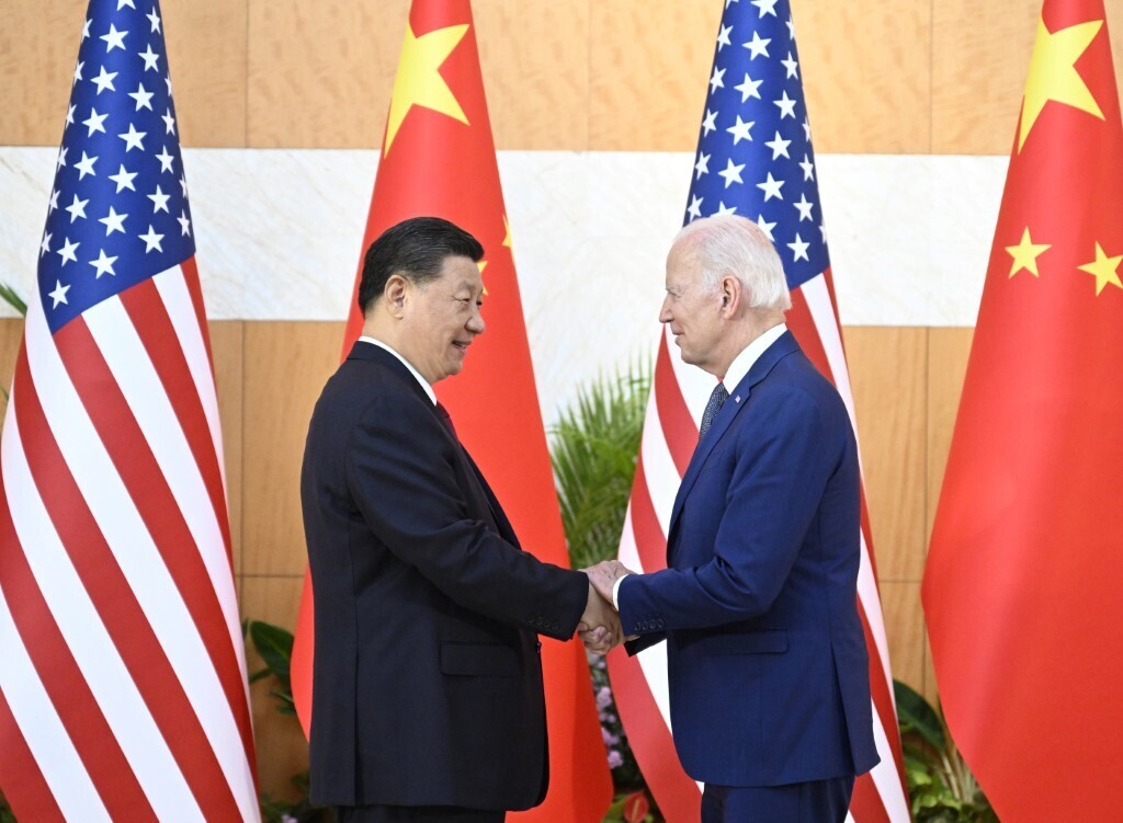 Exteriores aboga por la lucha contra el autoritarismo tras la reunión entre Biden y Xi Jinping