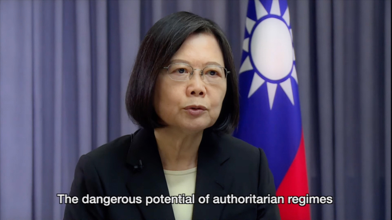 Tsai Ing-wen comparte la experiencia de la transición democrática taiwanesa en el Instituto George Bush