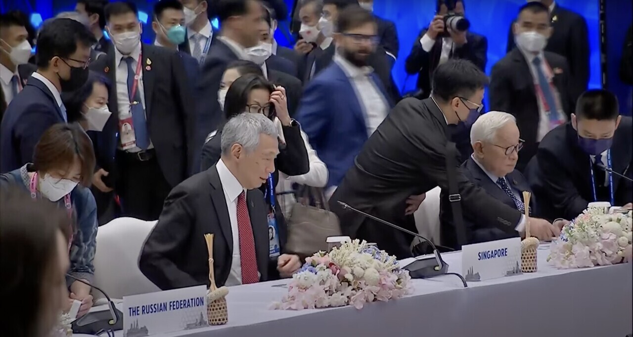 Taiwán y China continental se sientan alejados en la cumbre APEC de Bangkok