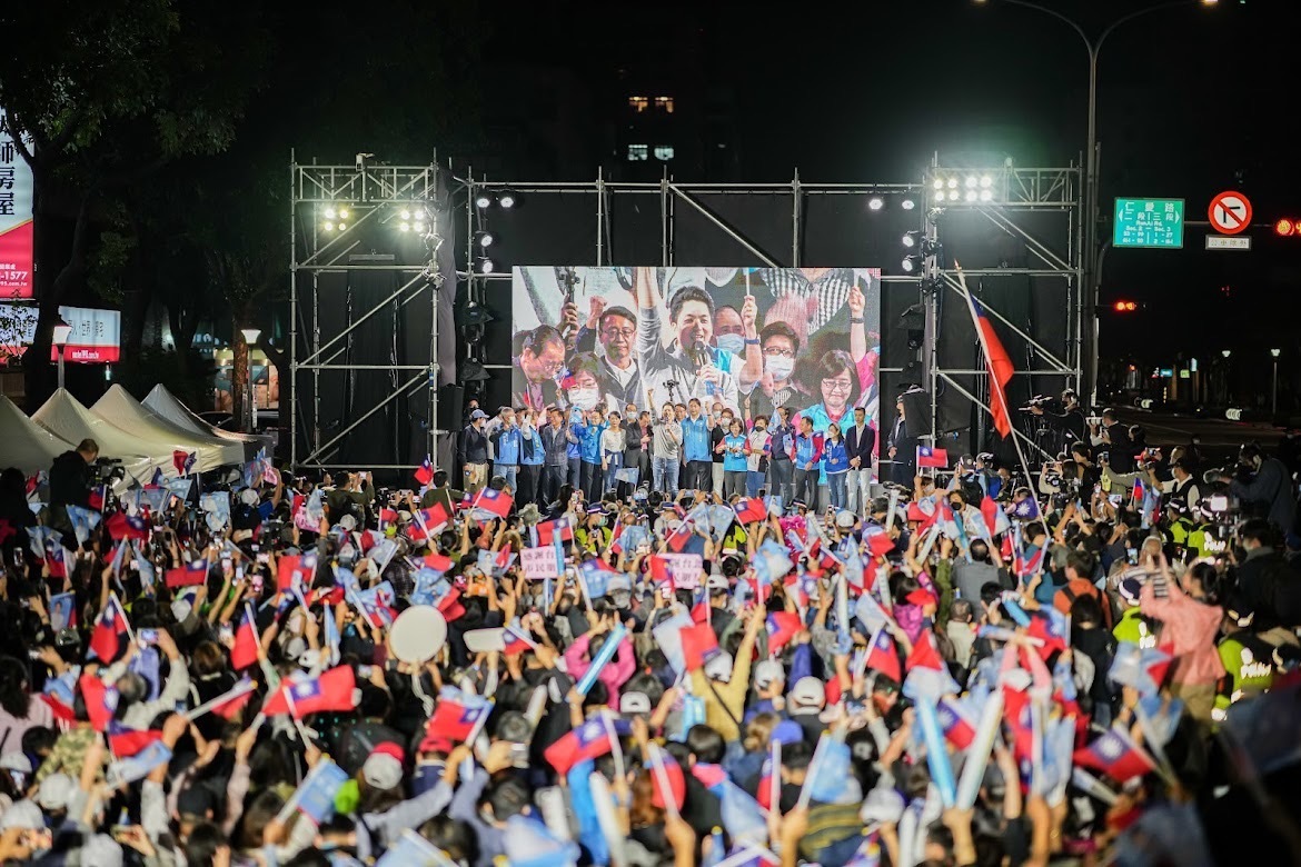El Kuomintang gana en la mayoría de regiones y ciudades con el PDP manteniendo solo el sur de la isla