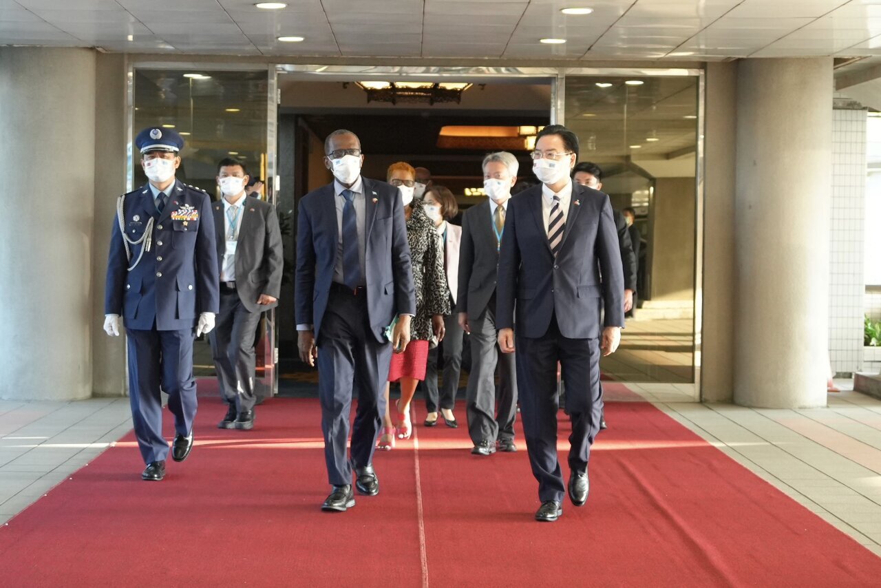 La delegación de Santa Lucía se encuentra de visita en Taiwán
