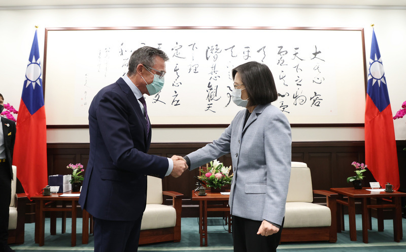 Tsai Ing-wen reitera ante Rasmussen el compromiso de Taiwán con su autodefensa