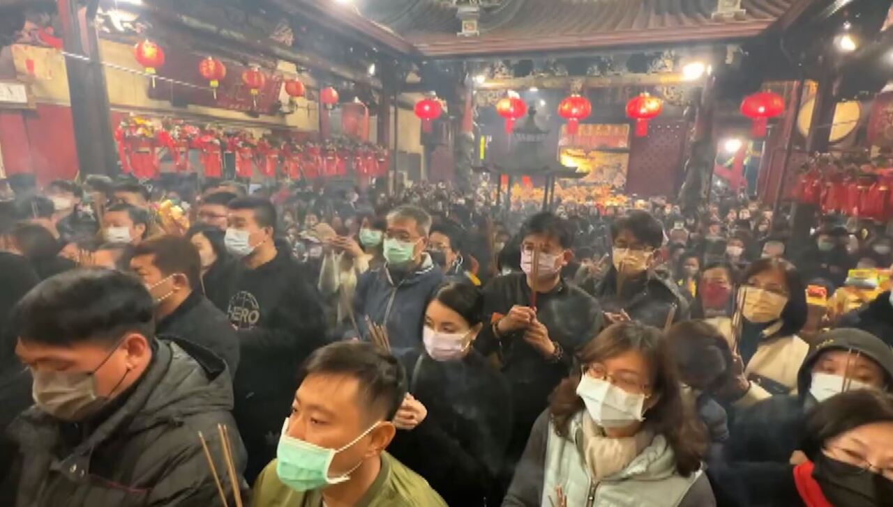 Festejando el nacimiento del emperador de Jade