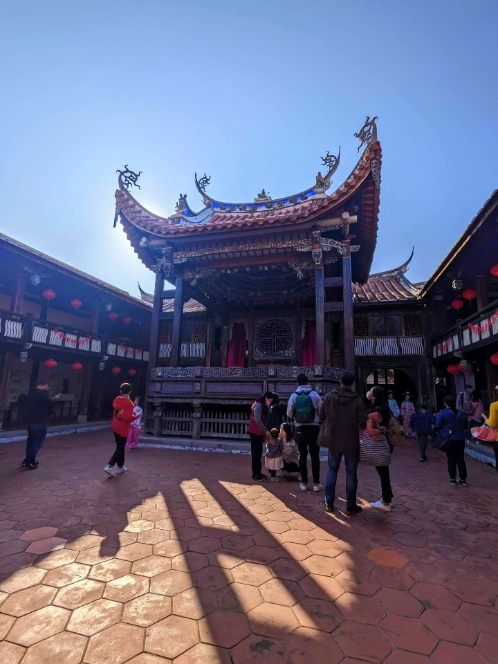 51-. Recorriendo Wufeng