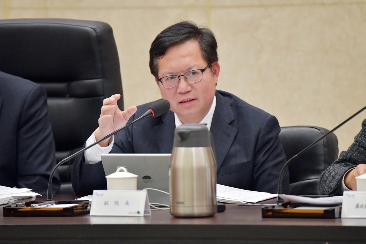 Cheng Wen-tsang defiende la estación receptora de gas de Keelung frente a la autonomía municipal