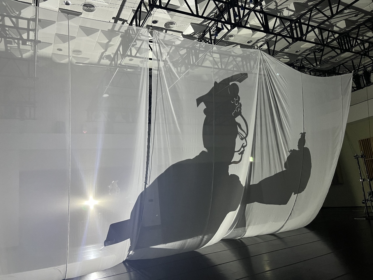 «Fortaleza» de la compañía de marionetas Jin Kwei Lo