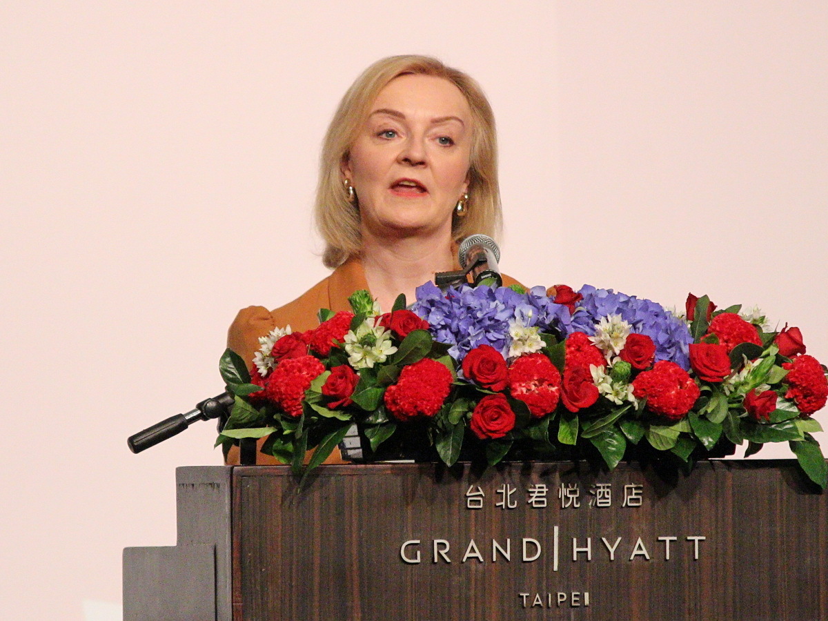 Expremier británica Liz Truss dice que «el futuro de Taiwán» es el futuro de occidente