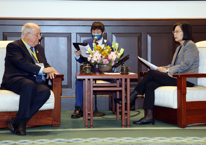 Tsai asegura que Taiwán es un socio fiable en la cadena de suministro mundial