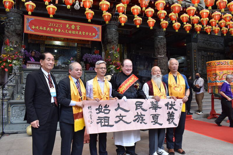 三重先嗇宮與中國共祭 引起藍綠統戰論辯