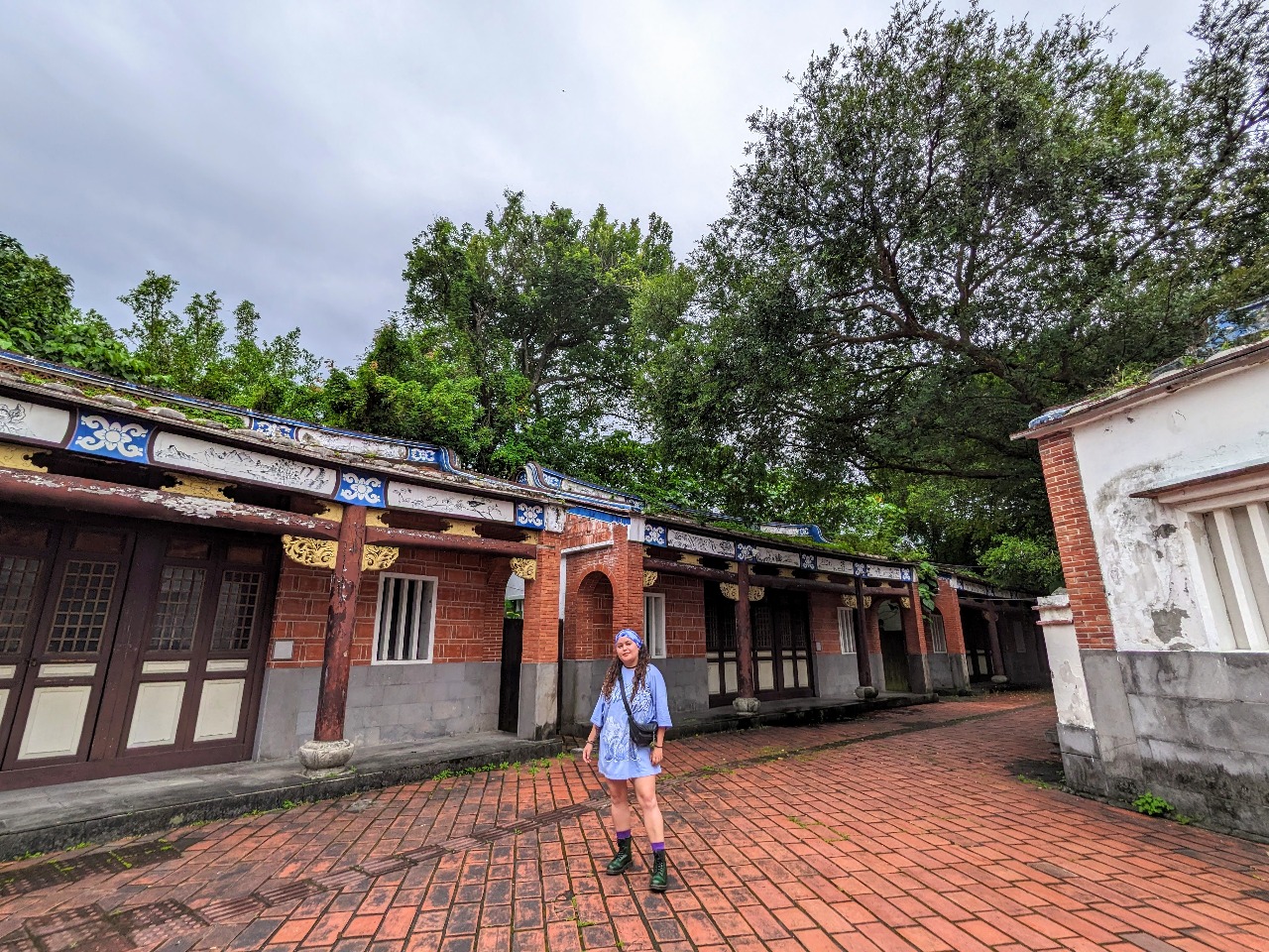 73. Explorando Yuenshan y sus Alrededores: CAPÍTULO 7: Los restos de un parque fantasma