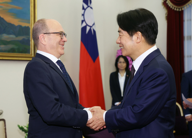 Lai Ching-te recibe a miembros del Parlamento francés y agradece su apoyo