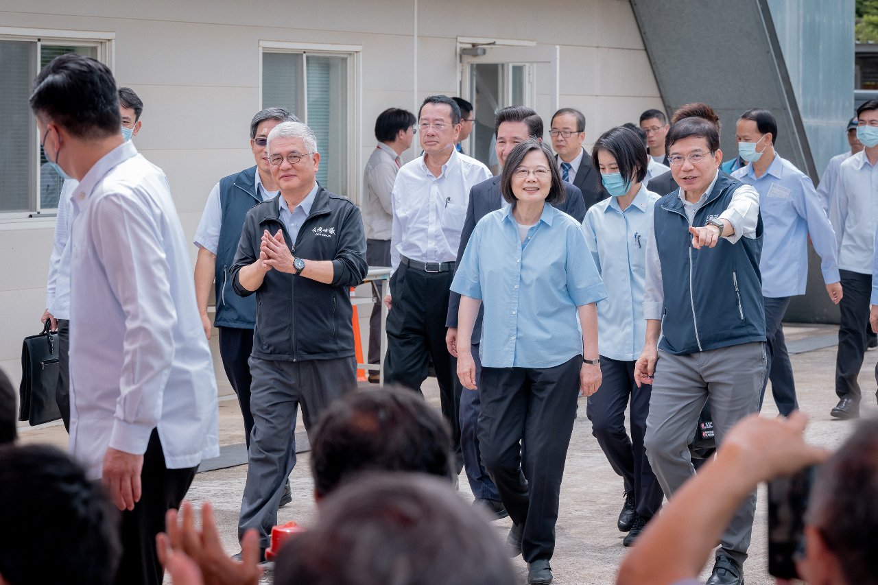 Presidenta Tsai elogia el Puente de Kinmen como una importante obra nacional de ingeniería
