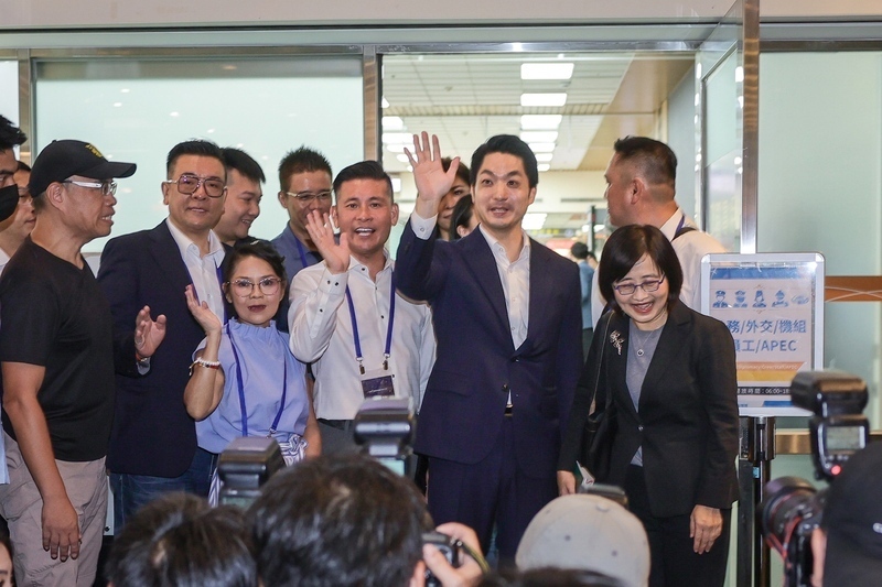 Chiang Wan-an parte hacia Shanghái esperando traer oportunidades para el desarrollo de Taipéi