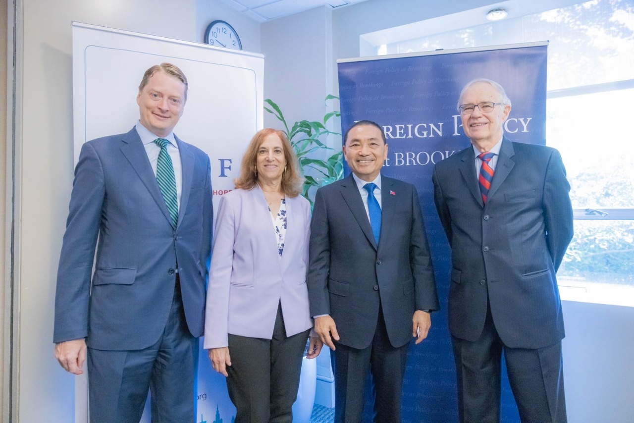 Hou Yu-ih presenta en EEUU su Estrategia 3D para el mantenimiento de la paz en el Estrecho