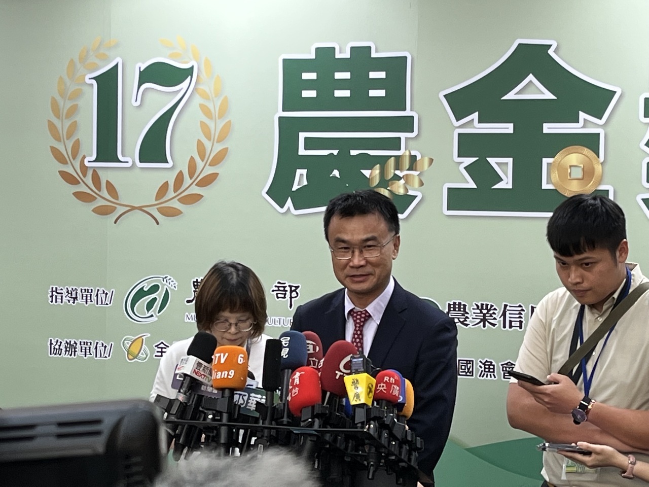Chen Chi-chung anuncia que regresará a la enseñanza tras dimitir como ministro de Agricultura