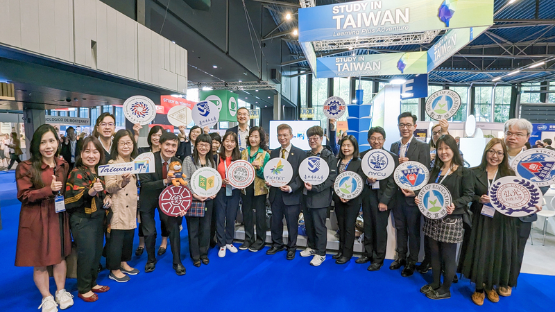 23 universidades taiwanesas se exhiben en Países Bajos buscando atraer a estudiantes europeos sobresalientes