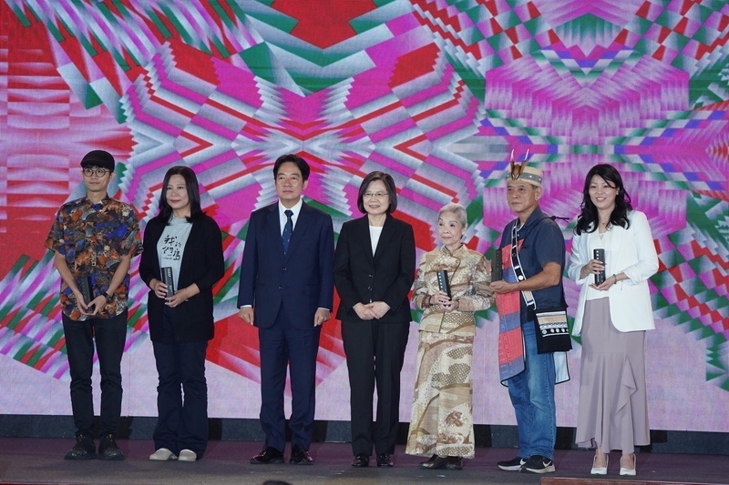 Merecidos reconocimientos a promotores del arte y la cultura
