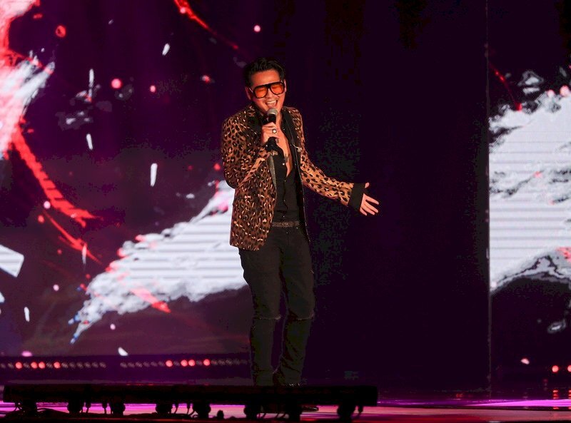 «La vida es hermosa» de Gary Chaw