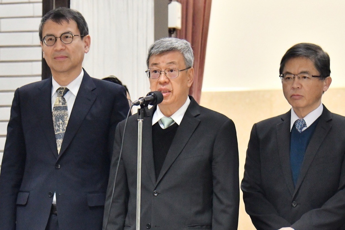 Chen Chien-jen inspecciona el Aeropuerto de Taoyuan en los días más abarrotados del año