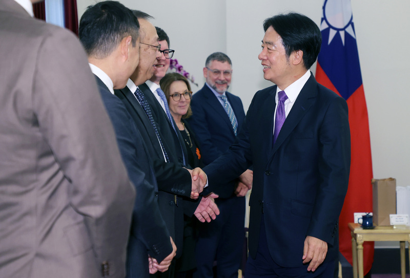 Lai Ching-te recibe a una delegación del Instituto Hudson de los EEUU