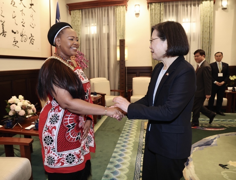 Tsai Ing-wen recibe a la ministra de Exteriores de eSwatini y aboga por profundizar en la relación bilateral