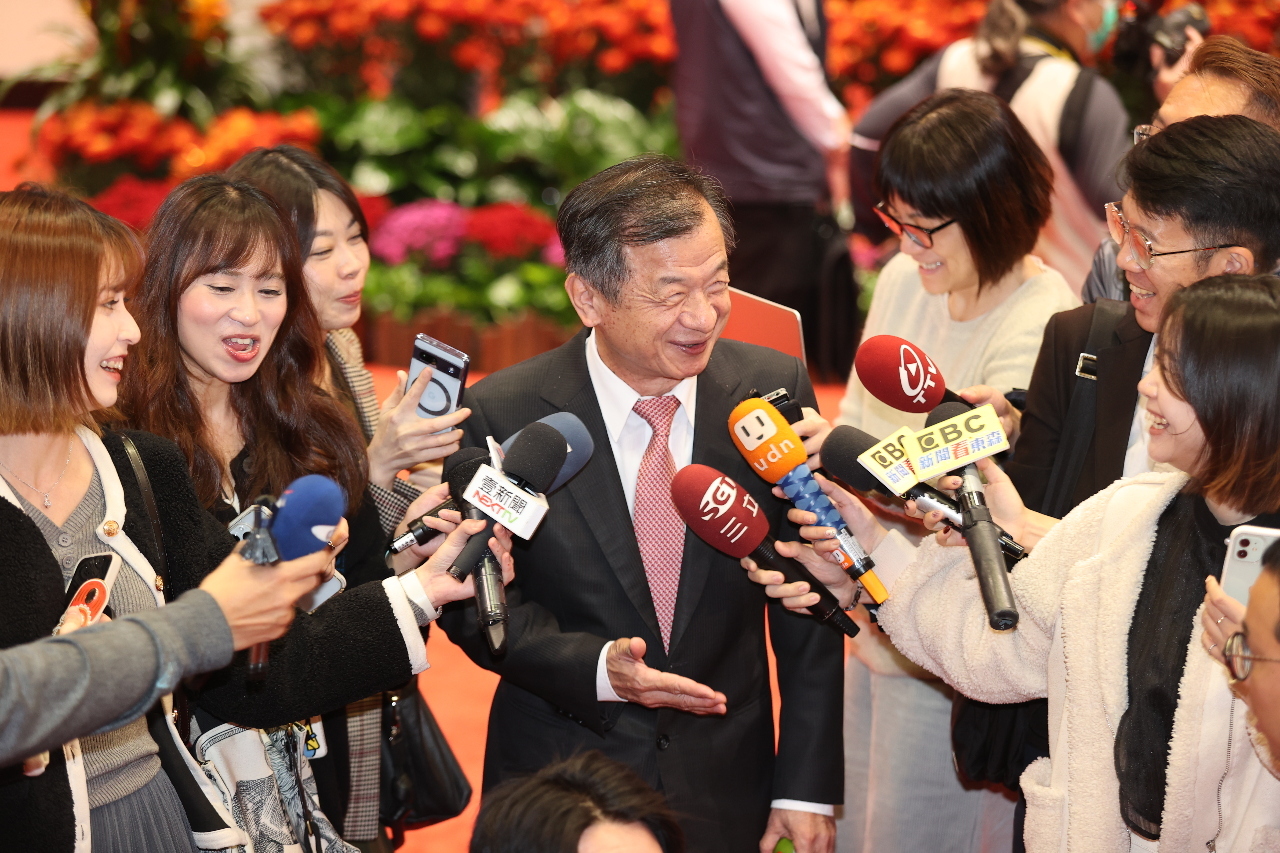 El MAC pide recopilar más información ante la ausencia de referencias a la “unificación pacífica” en el discurso de Li Qiang