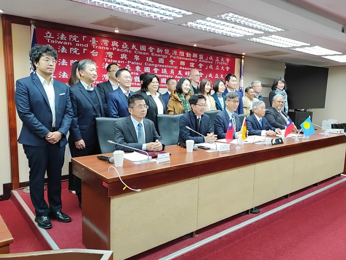 Taiwán y Palaos establecen una alianza parlamentaria y se aprestan a aumentar la frecuencia de los vuelos
