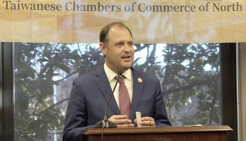 Andy Barr, copresidente del «Caucus de Taiwán» del Congreso de EE. UU. anuncia visita a la isla para participar en ceremonia de investidura del 20 de mayo