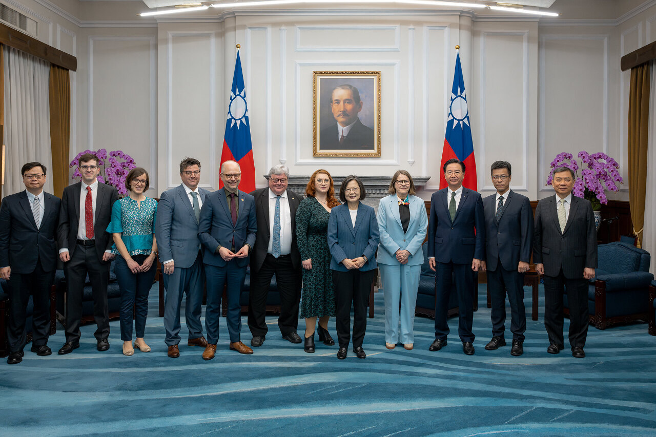 Tsai Ing-wen recibe a una delegación del Partido Verde Europeo y agradece su apoyo a Taiwán