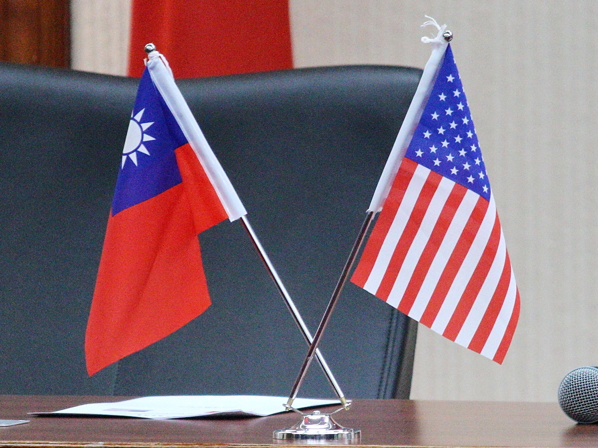 Exteriores agradece a Biden su apoyo a la paz en el Estrecho durante su conversación telefónica con Xi Jinping
