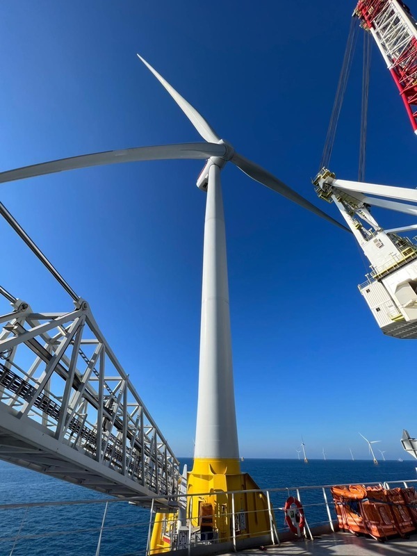 Chen Chien-jen confirma la tendencia de Taiwán hacia la energía renovable con una visita al parque eólico marino de Miaoli