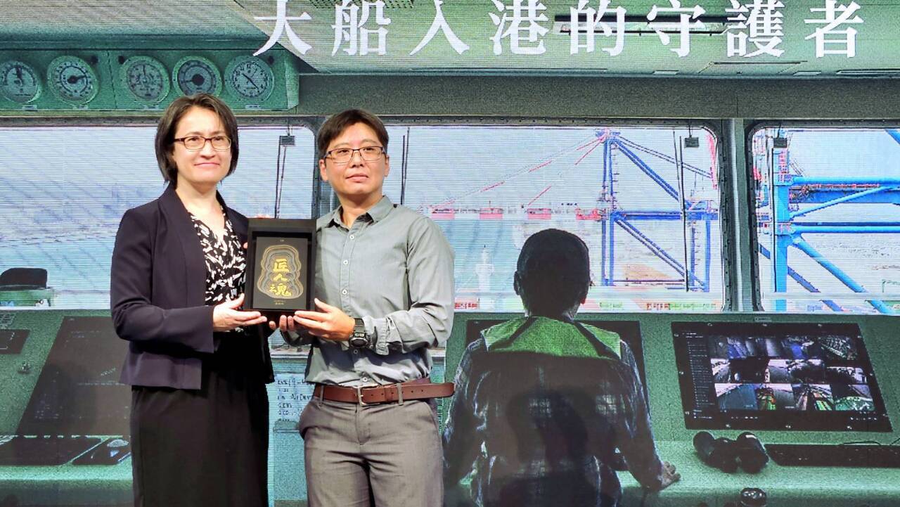 Hsiao Bi-khim elogia a los artesanos taiwaneses y asegura que Lai Ching-te lleva a Taiwán “a buen puerto”