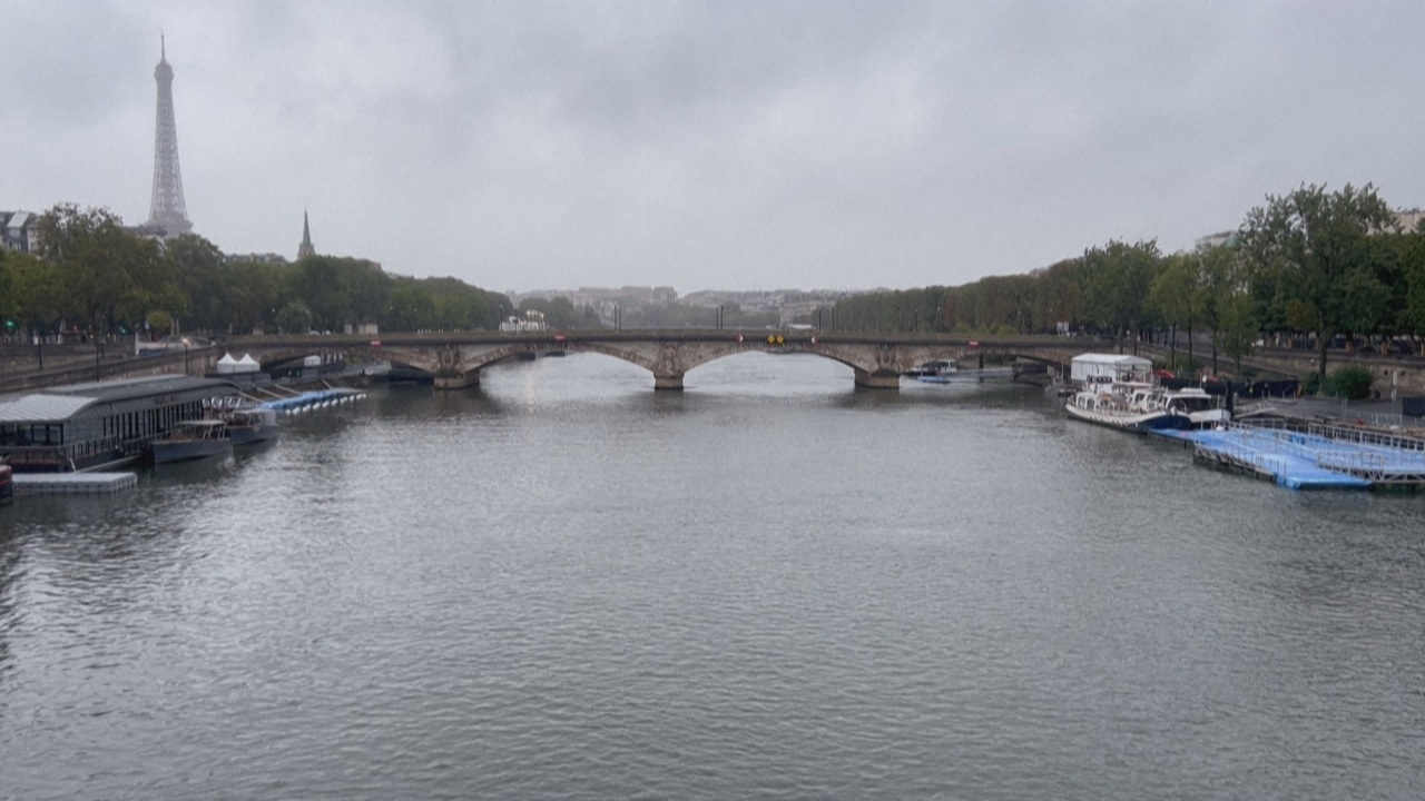 La limpieza del río Sena en vista para la apertura de los Juegos Olímpicos de París