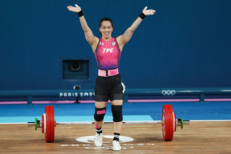 Kuo Hsing-chun obtiene un bronce en halterofilia
