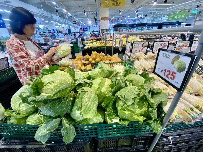Los precios de las verduras se disparan antes de la llegada del tifón