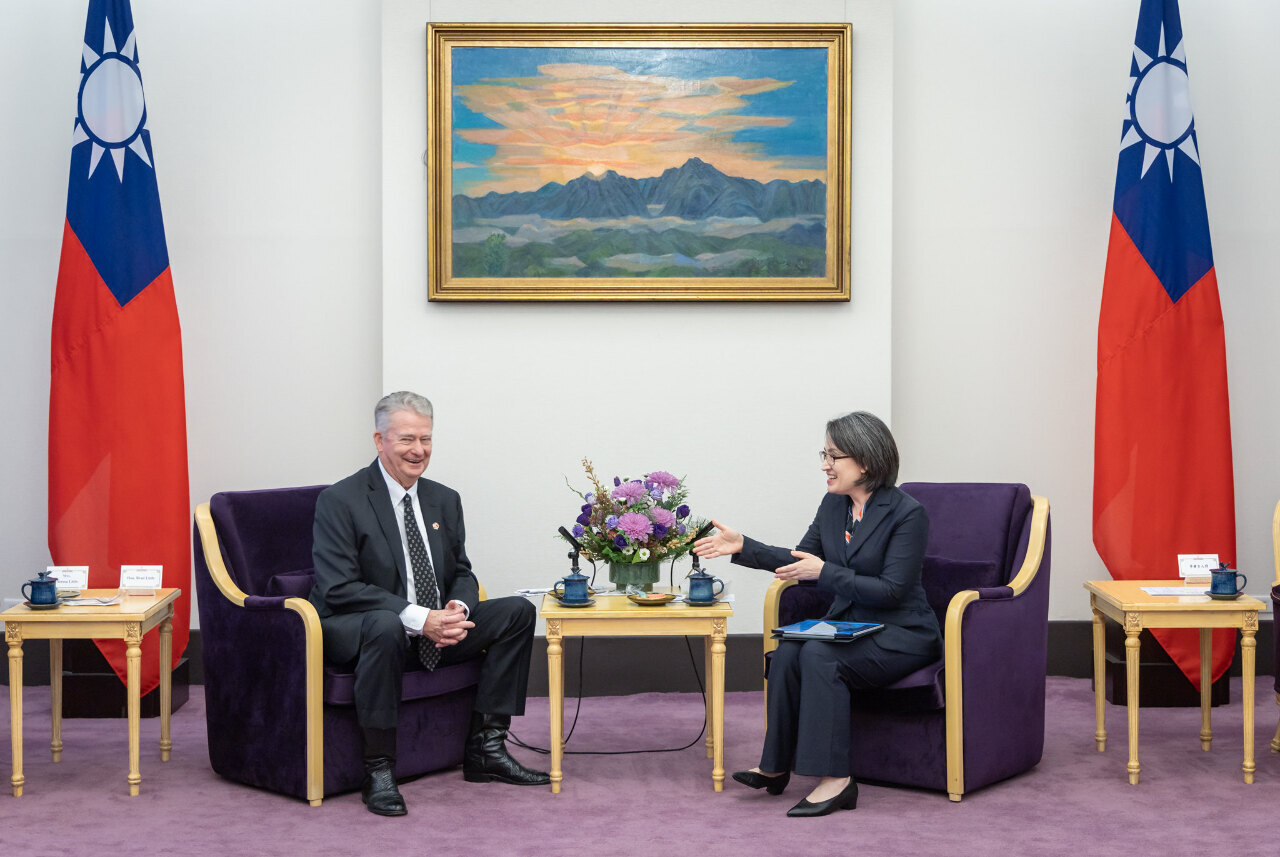 Hsiao Bi-khim recibe al gobernador de Idaho y elogia la larga relación bilateral