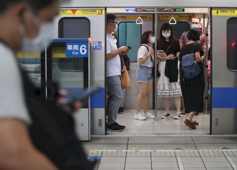 Noche de terror en el metro de Taipéi