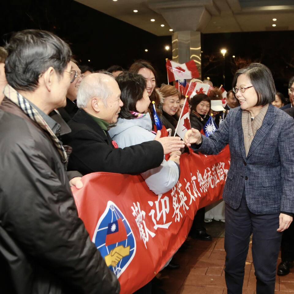 La expresidenta Tsai Ing-wen llega a Canadá para asistir al Foro Internacional de Seguridad de Halifax