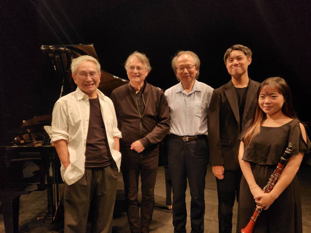 Osquesta Nacional Juvenil y maestro Lü Shao-chia visitan municipio de Xin Kang