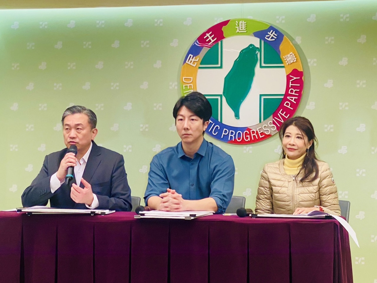 El PDP critica al KMT por debilitamiento de la soberanía