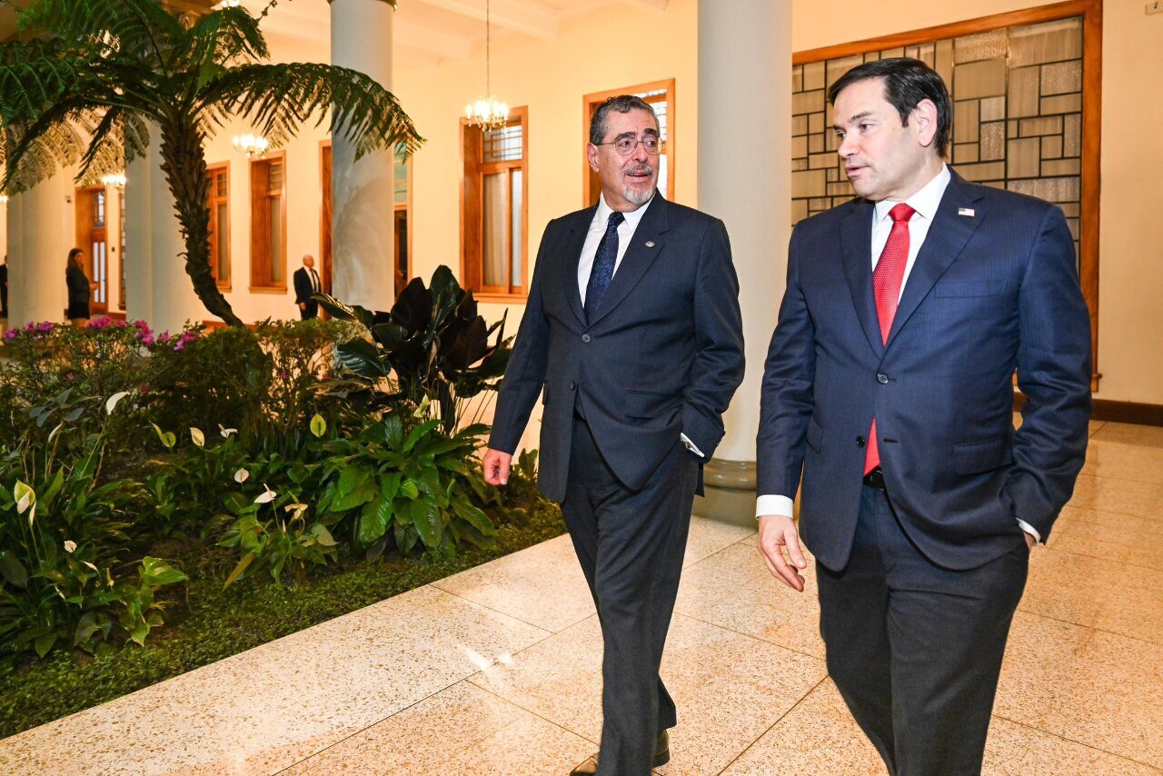 Rubio llama a Taiwán “país democrático” en una comparecencia conjunta con el presidente guatemalteco