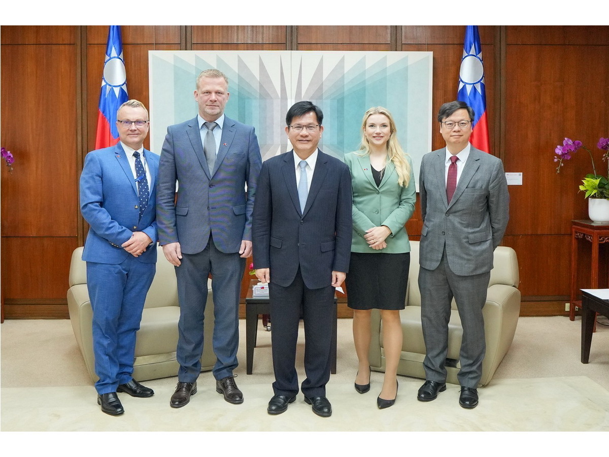 Lin Chia-lung recibe a una delegación del Parlamento Europeo y aboga por continuar estrechando lazos